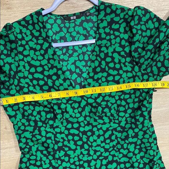 Uniqlo Green Abstract Dot Puff Sleeve Mini Dress | Size M - Picture 10 of 12